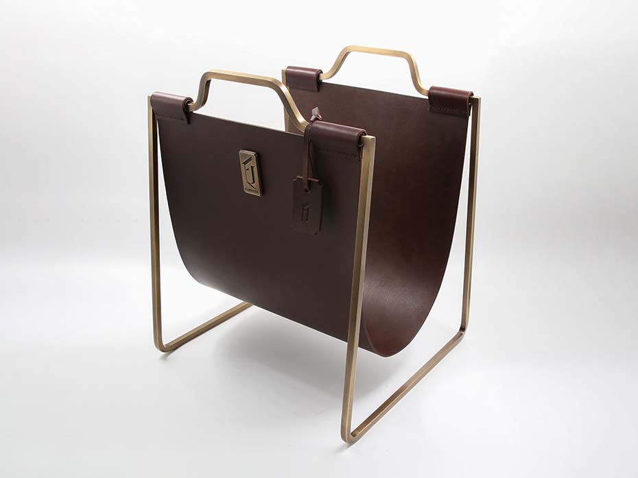 Дровница с кожаной вставкой FG-12042 античная латунь