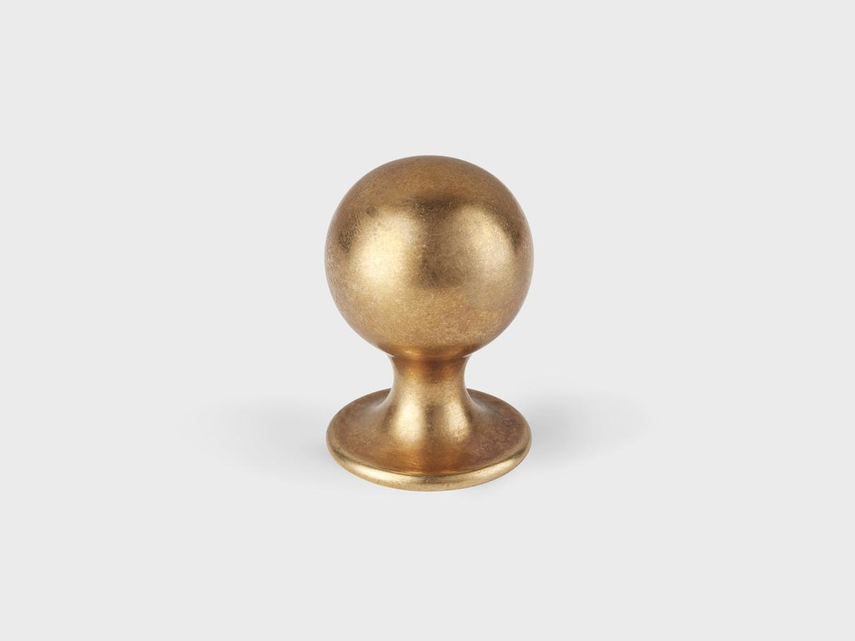 Мебельная ручка-кноб Armac Martin Latchford античная латунь