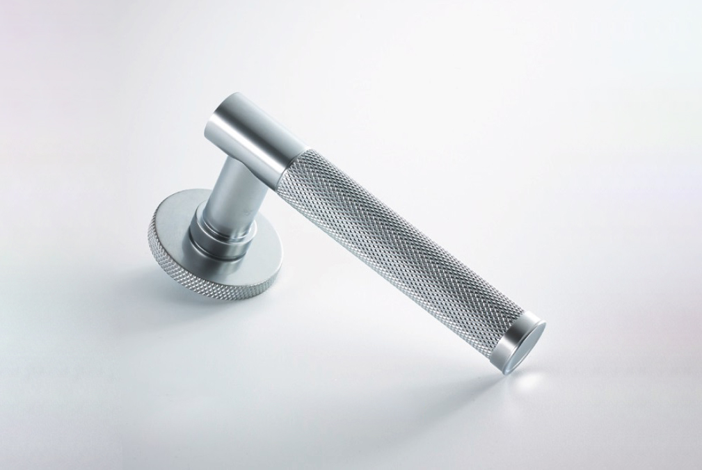 Дверная ручка на розетке Frank Allart nw1203498 матовый хром