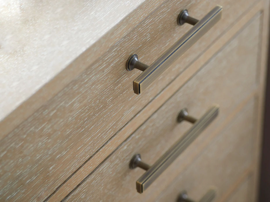 Мебельная ручка-скоба Armac Martin Rotunda 288 мм латунь матовая