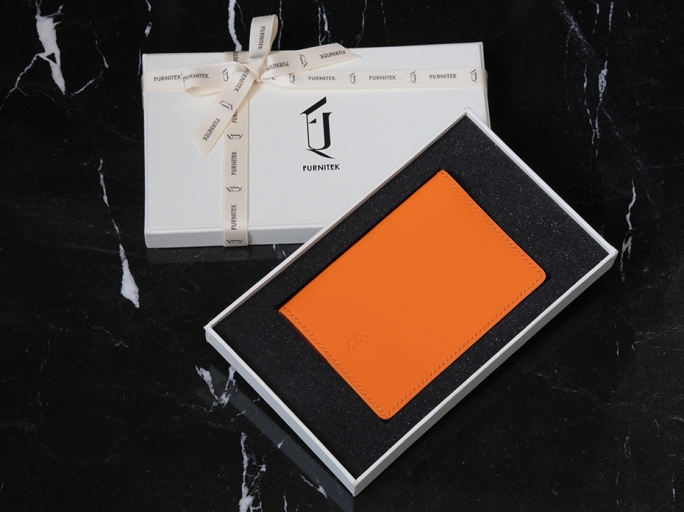 Обложка кожаная на паспорт FURNITEK модель FG-0202611 в подарочной коробке