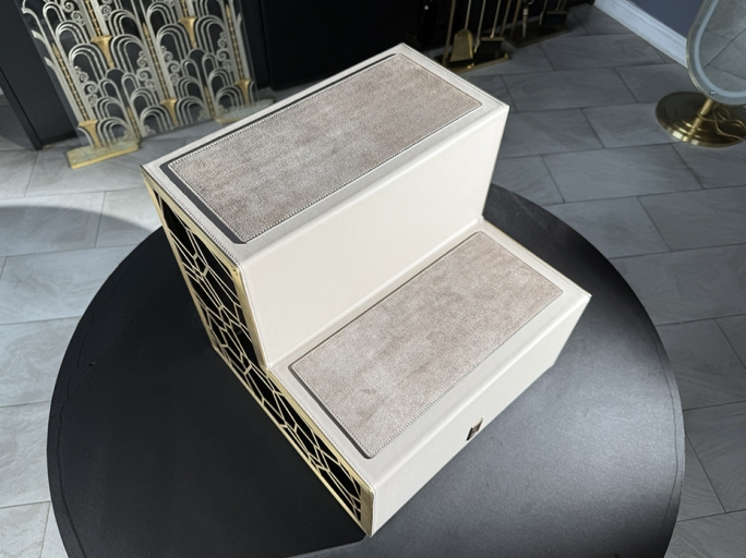 Лесенка прикроватная для собак FURNITEK FG-091