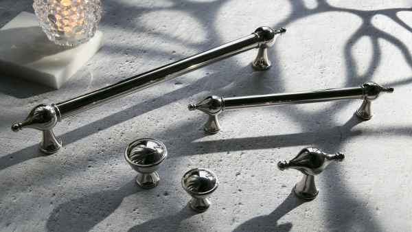 Мебельные ручки скобы и кнобы Armac Martin коллекция Belgrave полированный никель